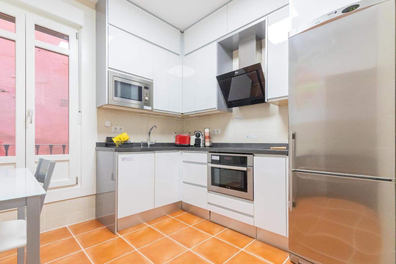Ronda Street In The Heart Of Old Town Apartment Bilbao Exterior photo