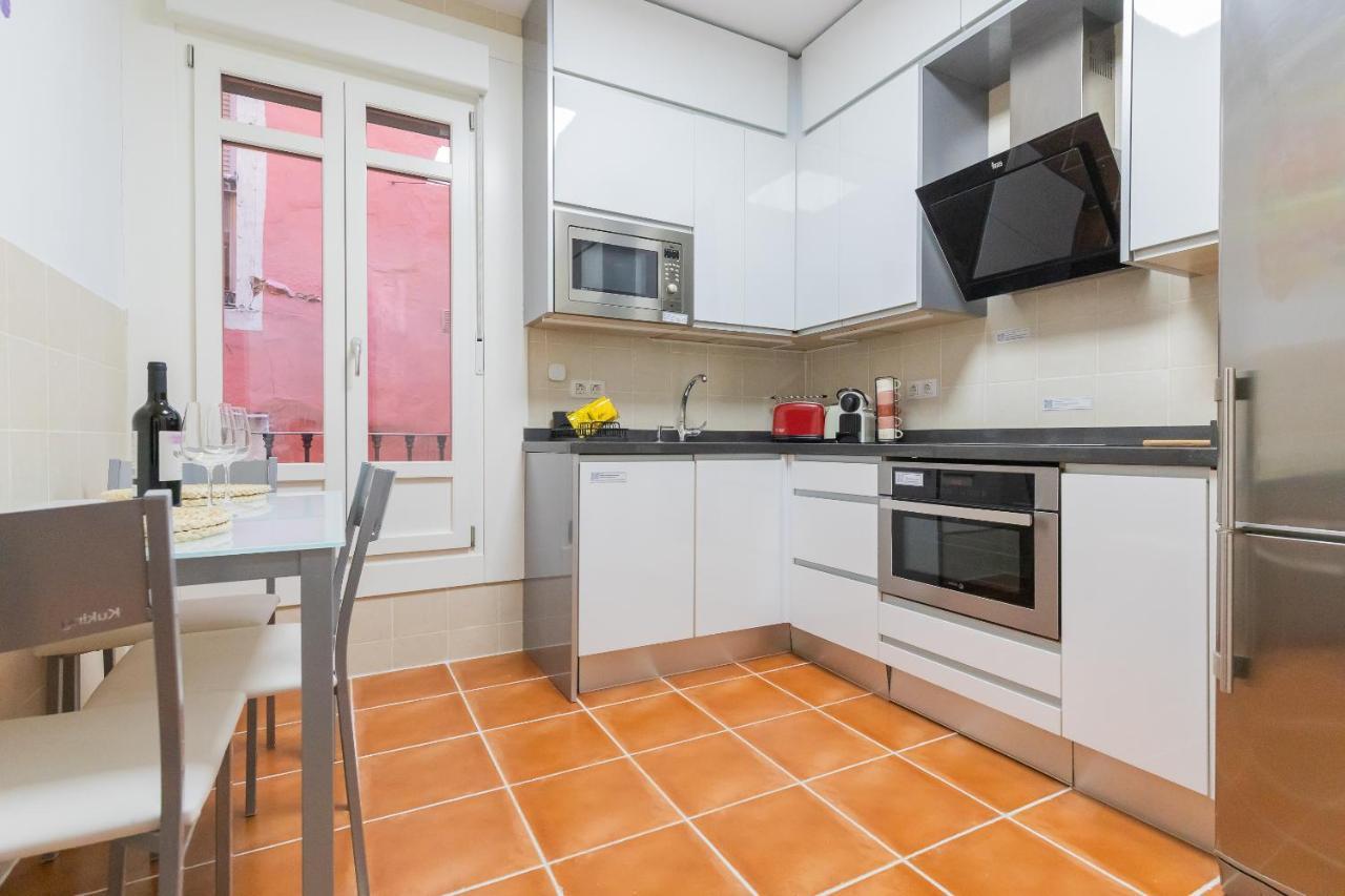 Ronda Street In The Heart Of Old Town Apartment Bilbao Exterior photo